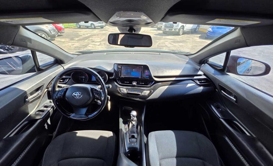 2018 TOYOTA C-HR XLE – Stock # 049103R1
