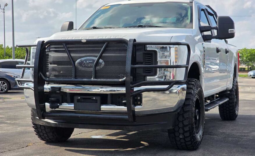 2019 Ford F-250 XL 4WD – Stock # 45254T