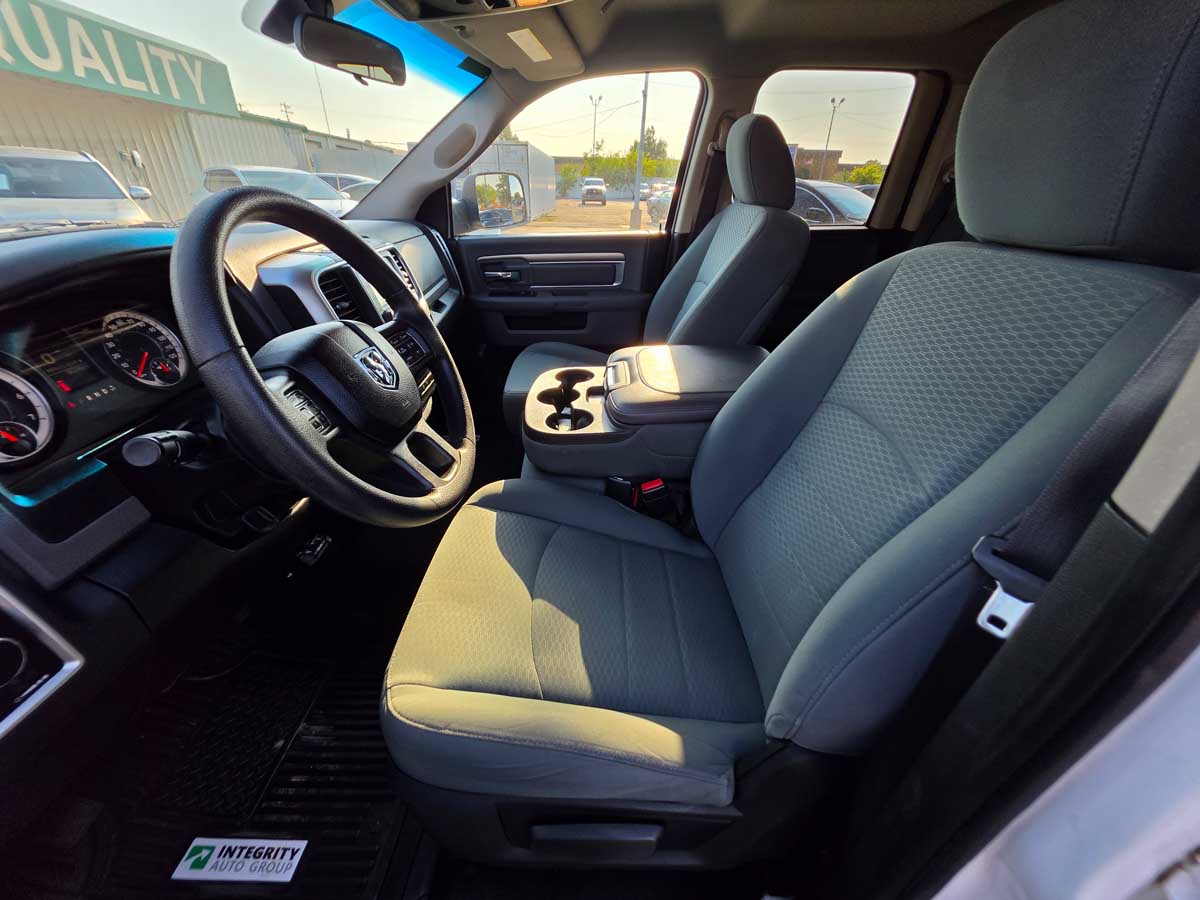 2017 RAM 1500 SLT 4WD – Stock # 515898